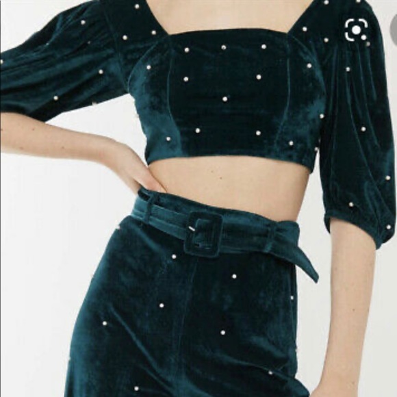 Used only once URBAN OUTFITTERS Velvet Crop top with pearl detail - Picture 1 of 8